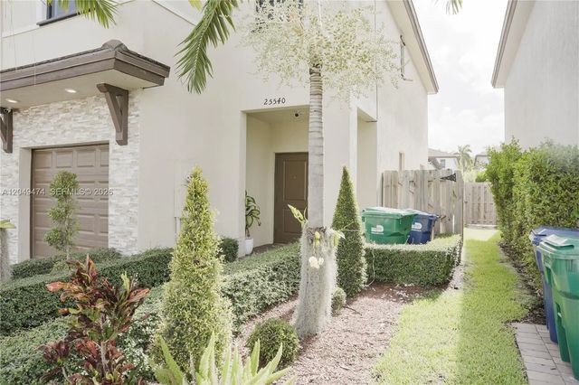 2 of 41 - 25540 Sw 108th Court, Homestead, FL