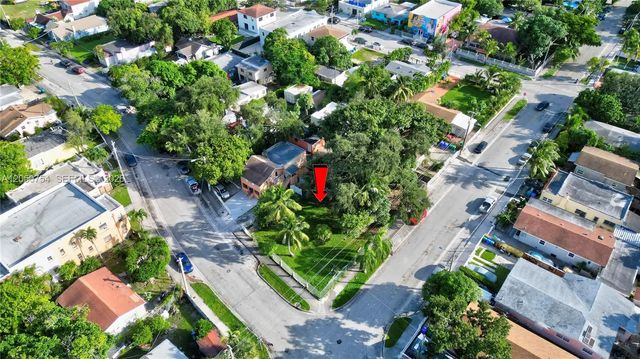 280 Nw 33rd Street, Miami