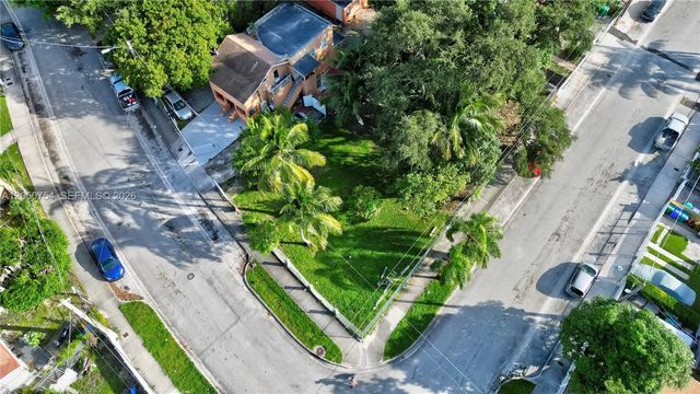 4 of 13 - 280 Nw 33rd Street, Miami, FL