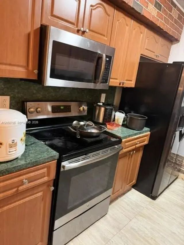 3 of 3 - N/A, Miami Gardens, FL