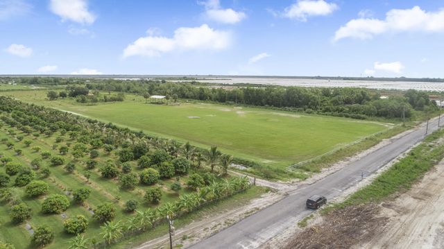 20229 Marie Court, Loxahatchee