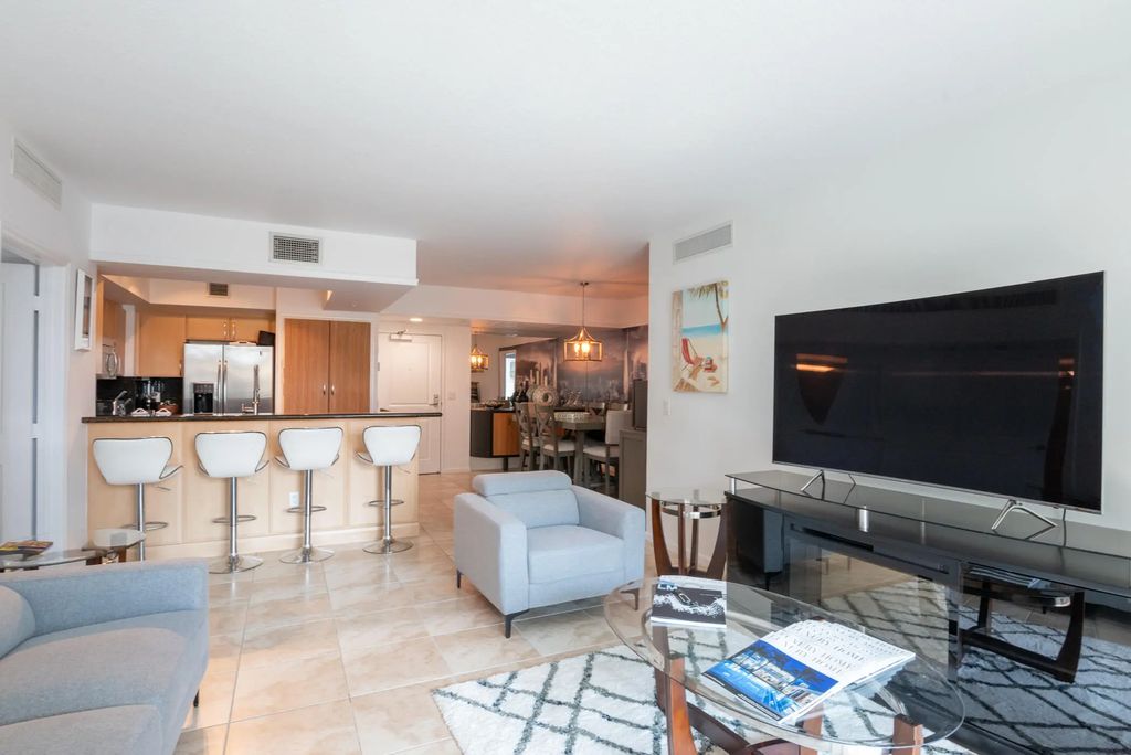 403 S Sapodilla Avenue #207, West Palm Beach