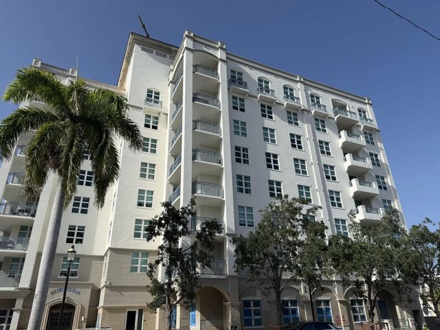 403 S Sapodilla Avenue #207, West Palm Beach