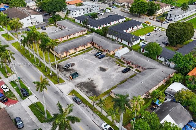 4 of 38 - 1915 Nw 28th Street, Miami, FL