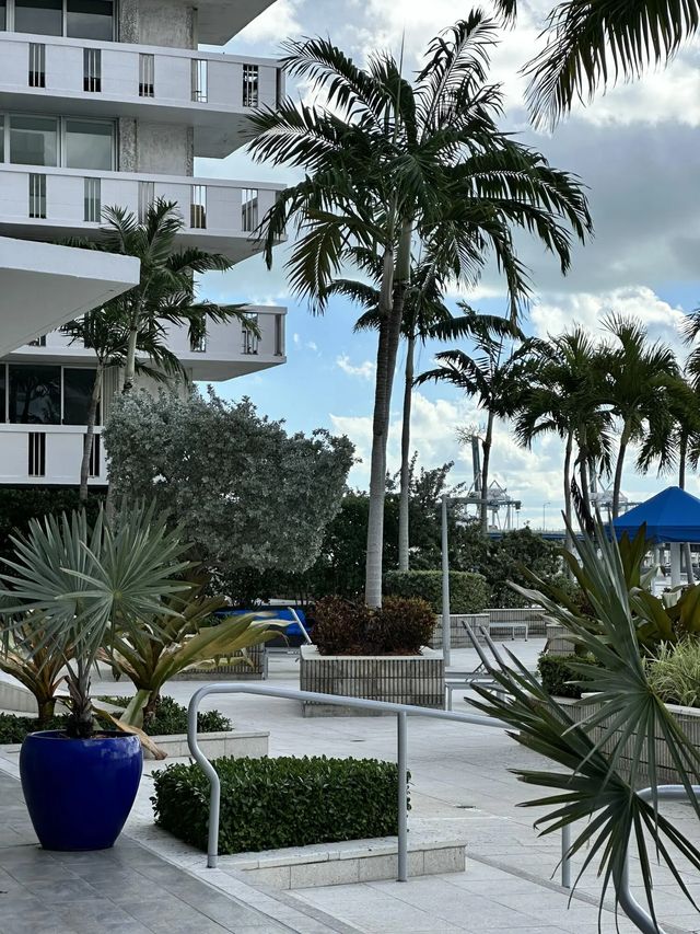 2 of 13 - 800 West Avenue #637, Miami Beach, FL