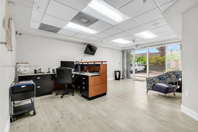 3 of 30 - 16155 Sw 117th Avenue #b17, Miami, FL