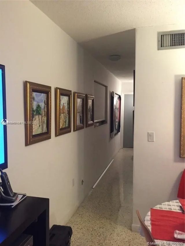 4 of 16 - 1736 Sw 19th Street #404, Miami, FL