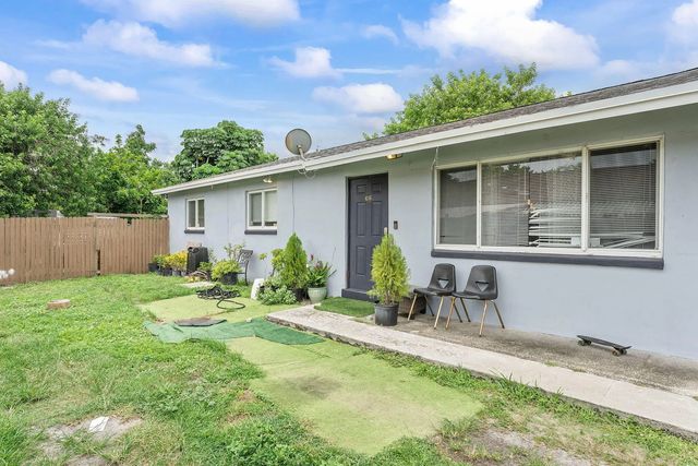4116 Plumosa Street, West Palm Beach
