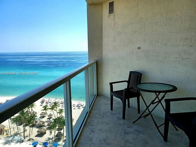 3 of 27 - 16699 Collins Avenue #1605, Sunny Isles Beach, FL