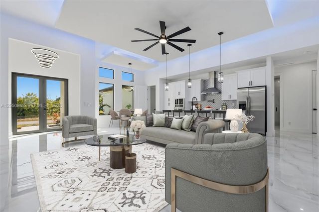 5 of 31 - 1030 Ne 2nd Avenue, Cape Coral, FL