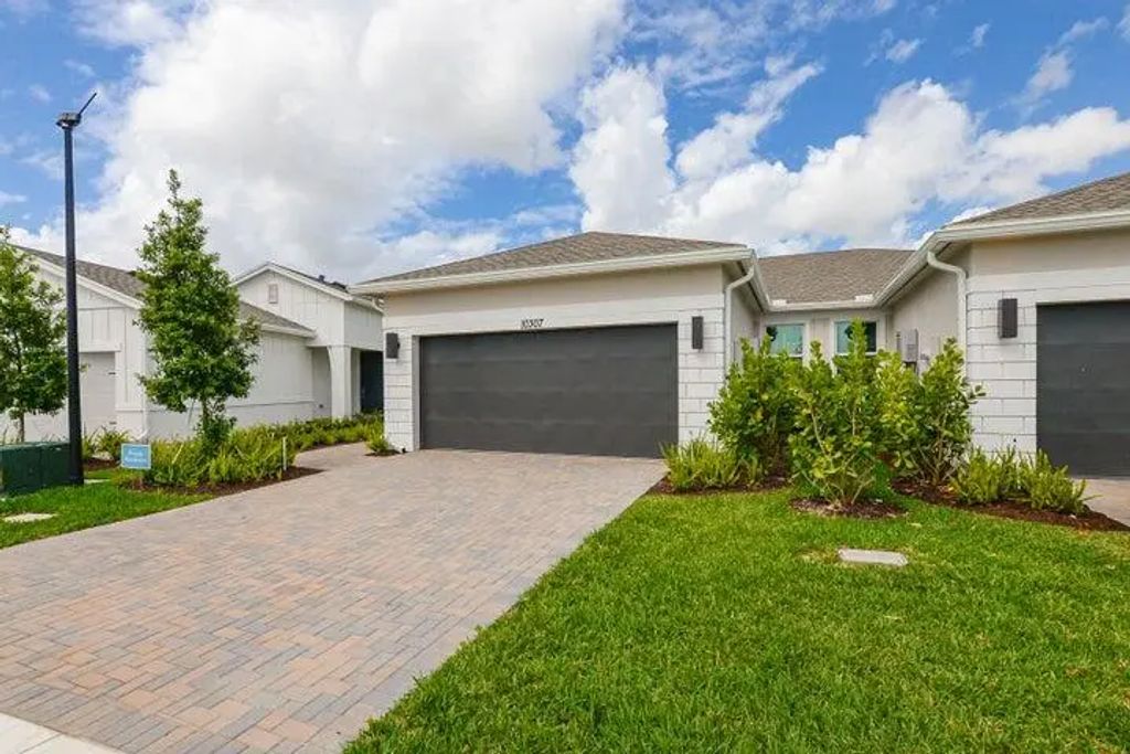 10307 Nw Dreamweaver Road, Port St. Lucie