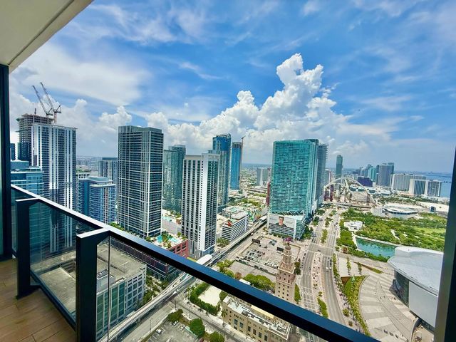 2 of 23 - 398 Ne 5th Street #3907, Miami, FL