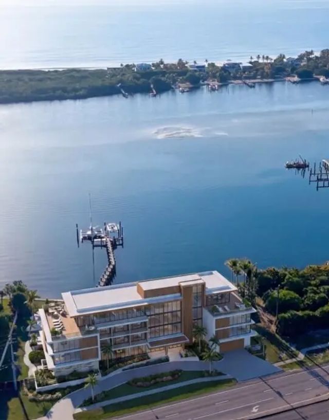3 of 40 - 18947 Se Federal Highway, Jupiter, FL