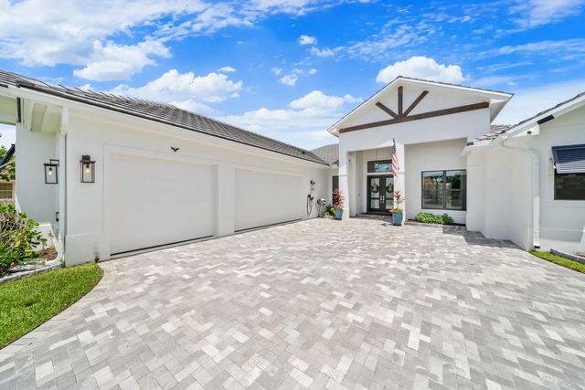 2 of 31 - 450 Stoney Brook Farm Court, Vero Beach, FL