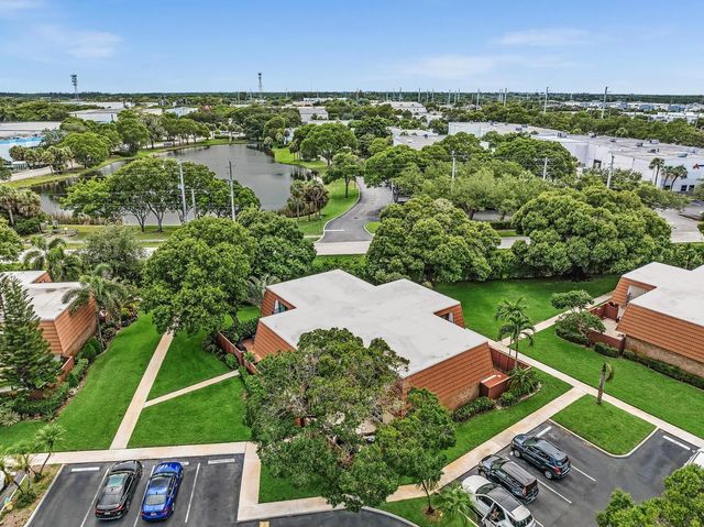 2 of 34 - 2961 Sw 11th Place N, Deerfield Beach, FL