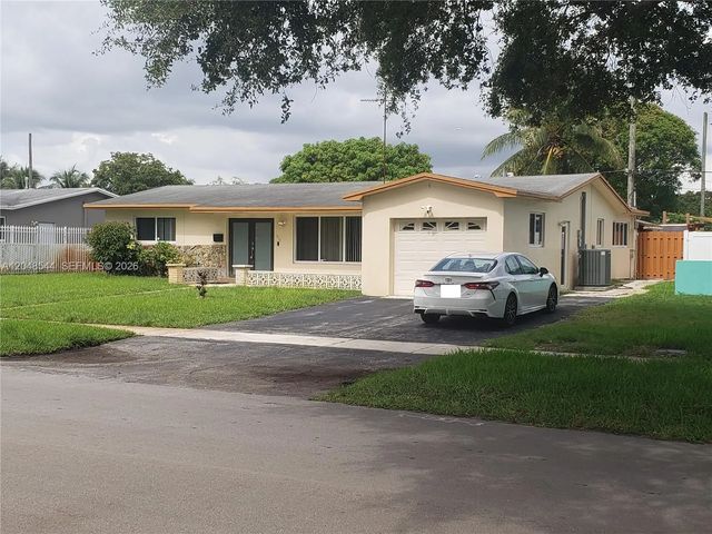 5 of 82 - 510 Sw 70th Avenue, Pembroke Pines, FL