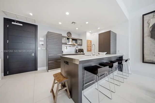 4 of 71 - 200 Biscayne Boulevard Way #5110, Miami, FL