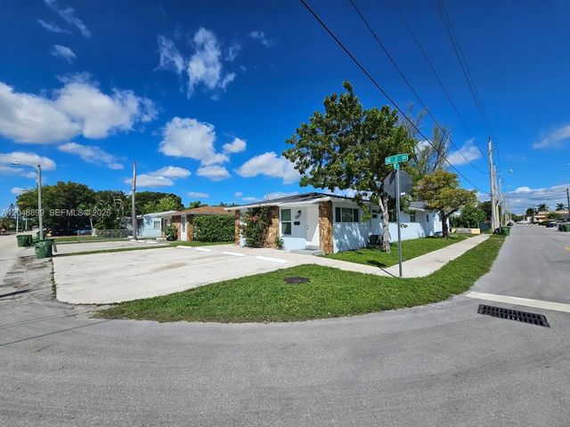 329 Se 2nd Street, Hallandale Beach