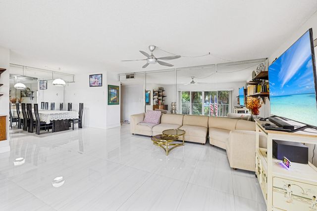 3 of 31 - 1200 Hibiscus Avenue #201, Pompano Beach, FL