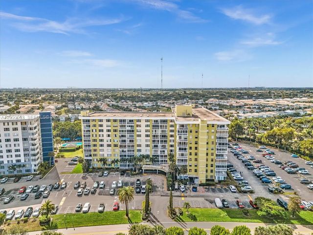 2 of 46 - 4400 Hillcrest Drive #617b, Hollywood, FL