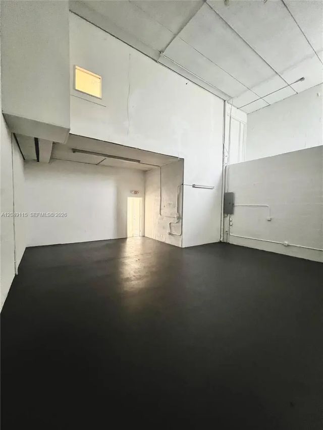 3 of 8 - 8000 Nw 31st Street #18, Doral, FL