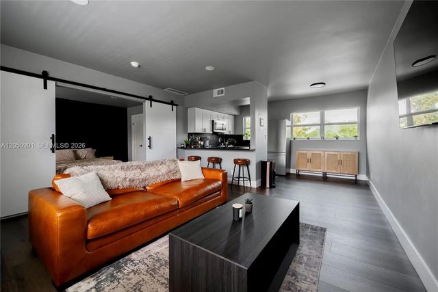 609 Ne 13th Avenue #302, Fort Lauderdale