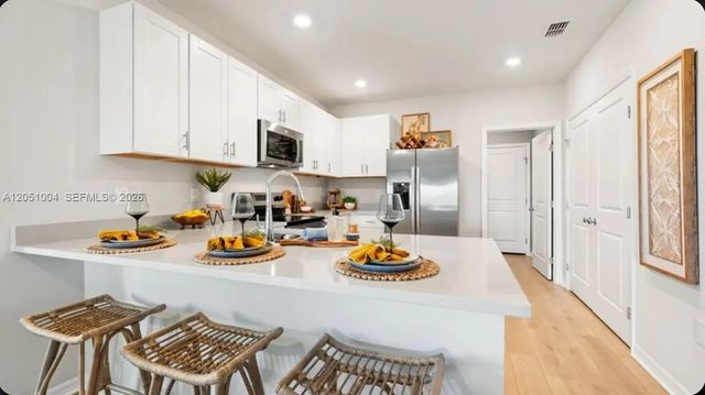 2 of 12 - 6565 Equinox Lane, , FL