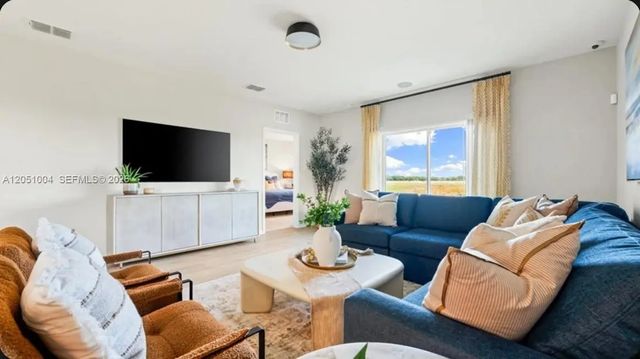 3 of 12 - 6565 Equinox Lane, , FL