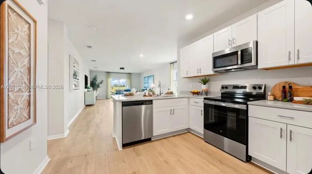 5 of 12 - 6565 Equinox Lane, , FL