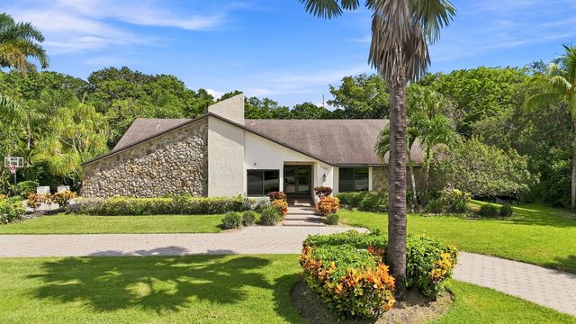 2 of 81 - 11601 Sw 21st Court, Davie, FL