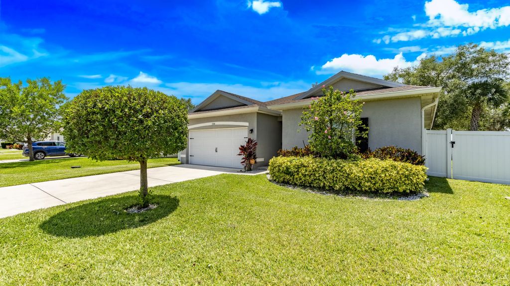 5344 Oakland Lake Circle, Fort Pierce
