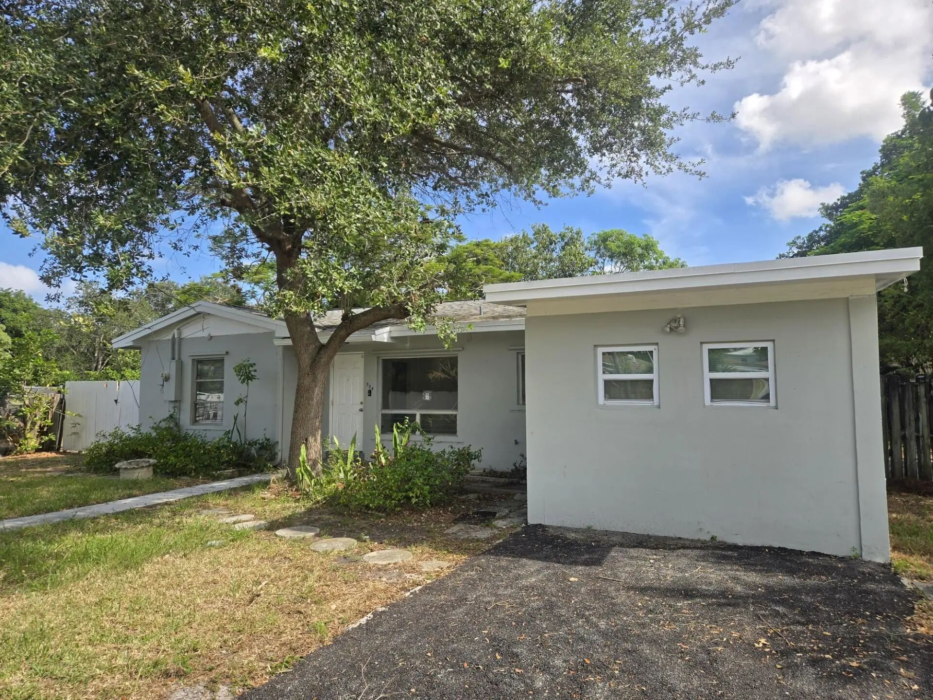 904 Se 12th Street, Fort Lauderdale