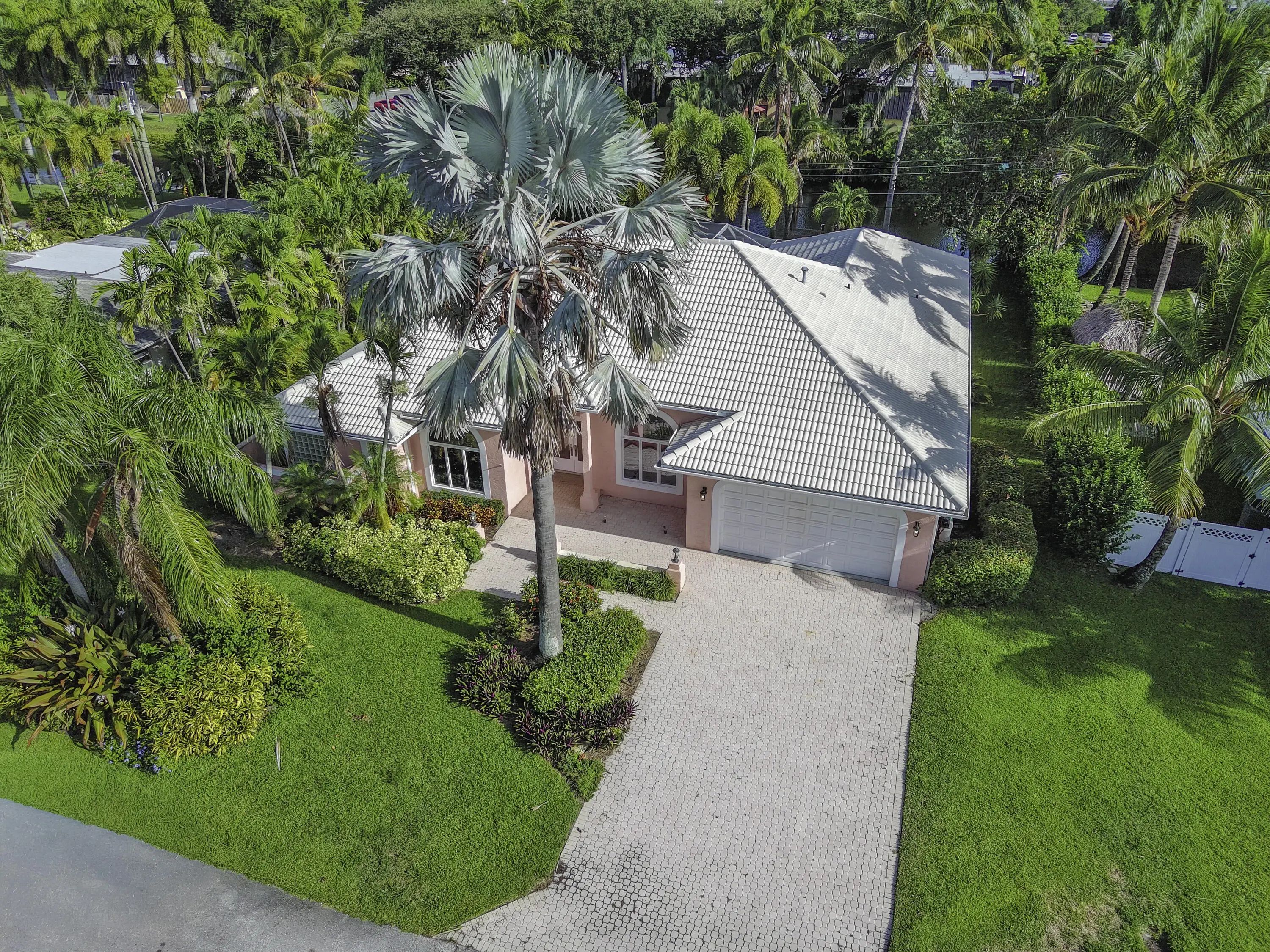 1870 Mediterranean Road W, Lake Clarke Shores, FL, 33406