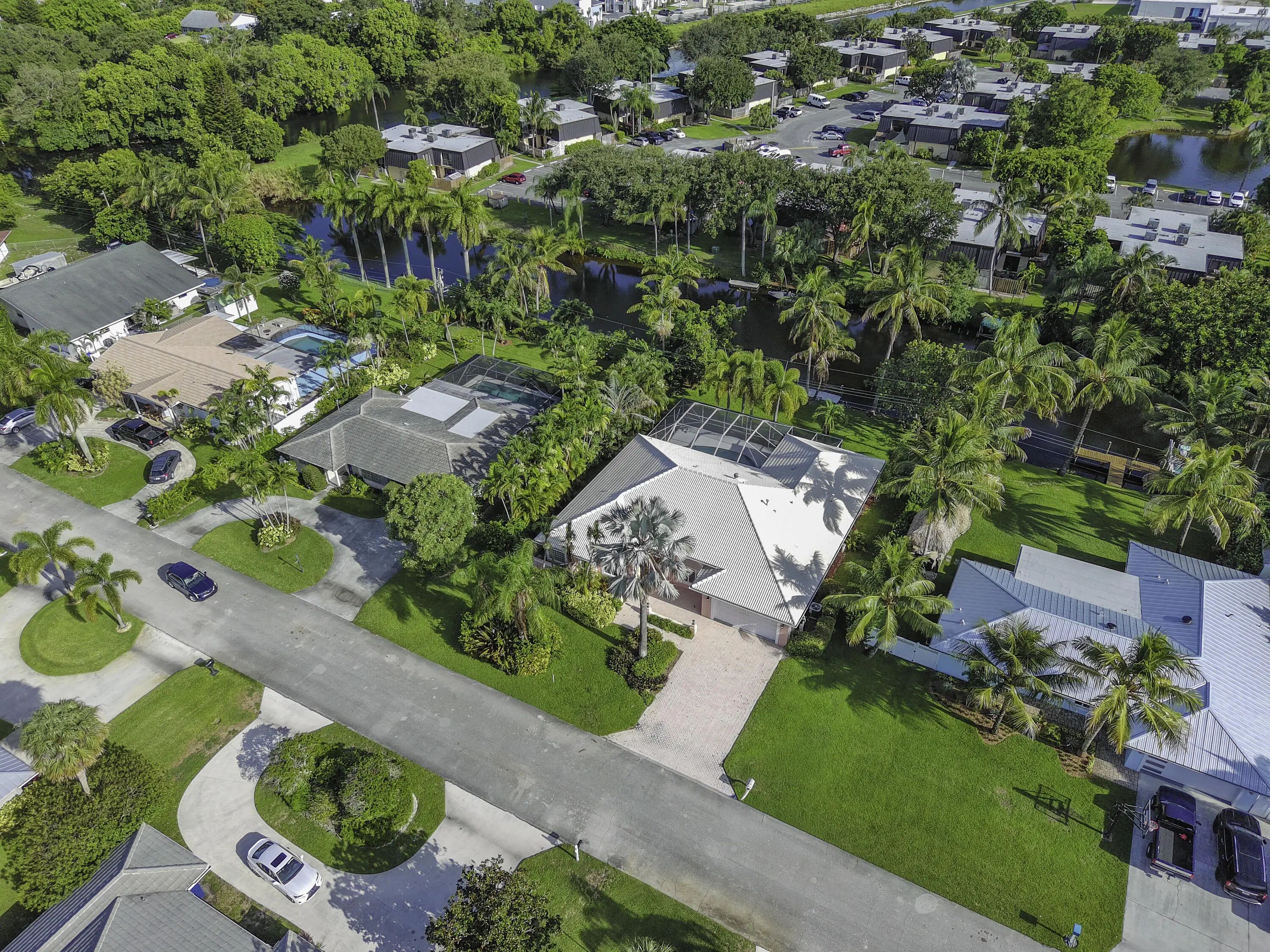 1870 Mediterranean Road W, Lake Clarke Shores, FL, 33406