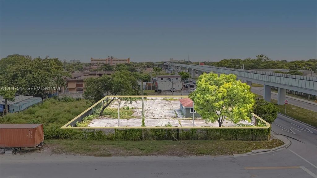 6801 Nw 27th Avenue, Miami