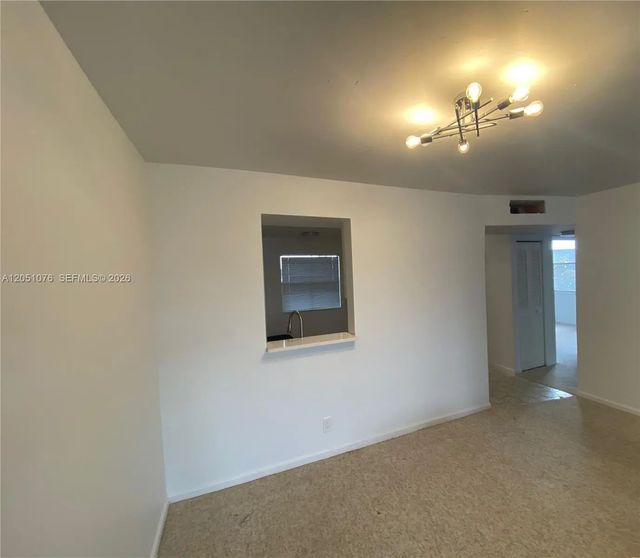 5 of 12 - 7220 Lake Cir Drive #301, Margate, FL