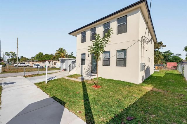 2 of 18 - 10315 Sw 176th Street, Miami, FL