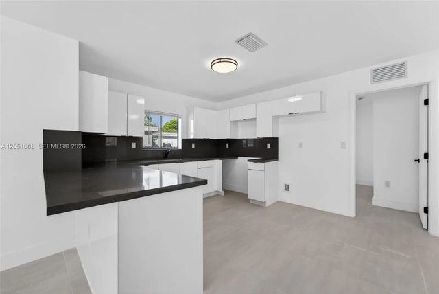 5 of 18 - 10315 Sw 176th Street, Miami, FL