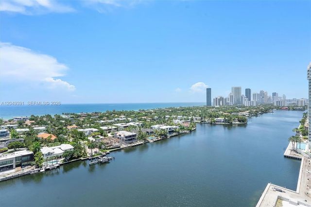 3 of 44 - 20515 E Country Club Drive #2044, Aventura, FL