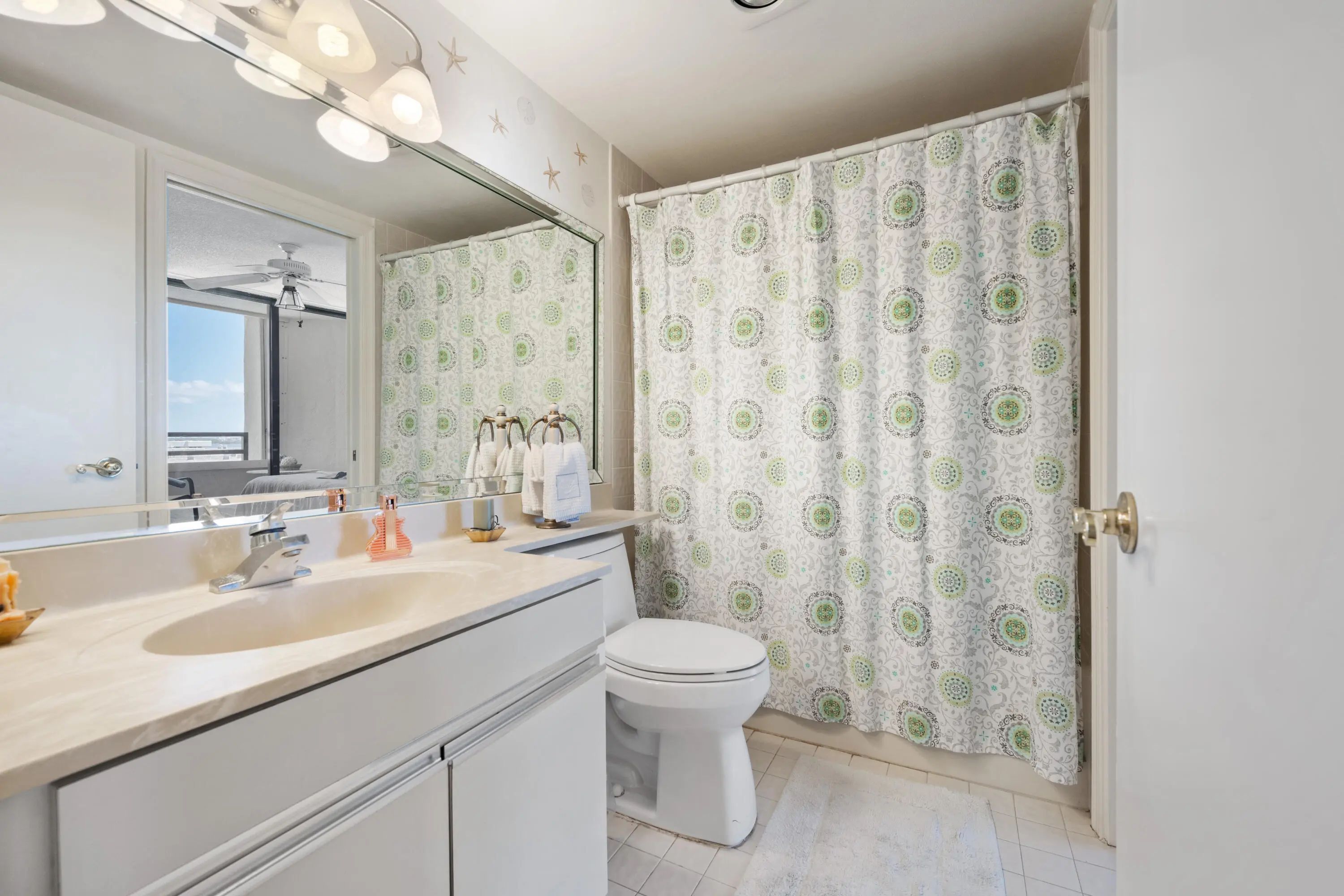 3560 S Ocean Boulevard #ph-6, South Palm Beach, FL, 33480