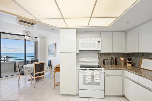 3 of 30 - 3560 S Ocean Boulevard #ph-6, South Palm Beach, FL