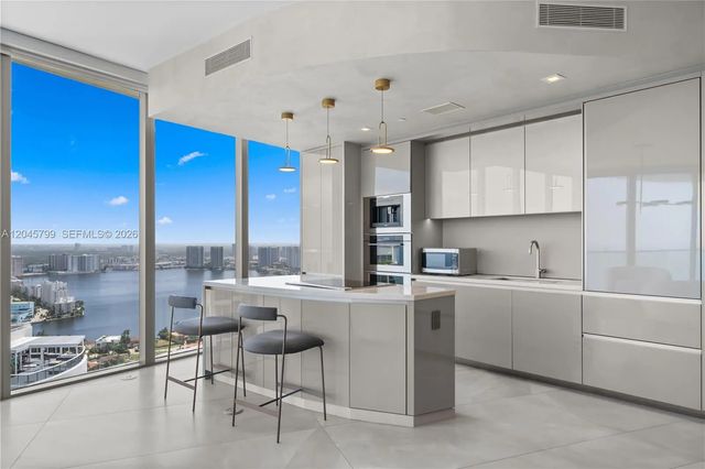 2 of 30 - 18975 Collins Avenue #3204, Sunny Isles Beach, FL