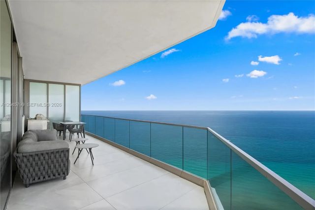 4 of 30 - 18975 Collins Avenue #3204, Sunny Isles Beach, FL