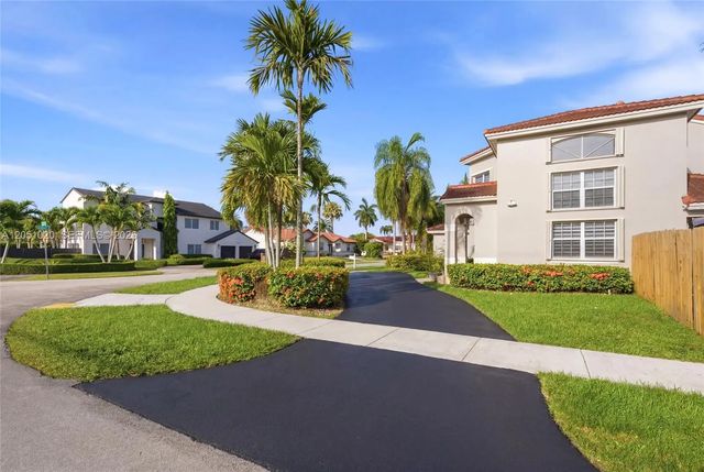 5 of 48 - 11980 Sw 99th Street, Miami, FL