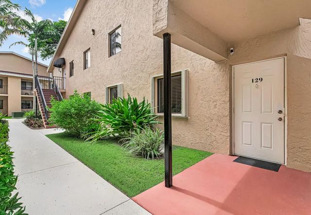 4 of 26 - 6043 10th Avenue N #129, Greenacres, FL