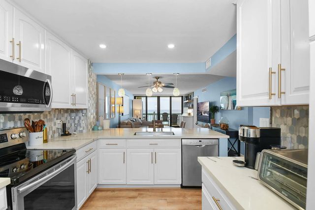 4 of 33 - 9940 S Ocean Drive #607, Jensen Beach, FL