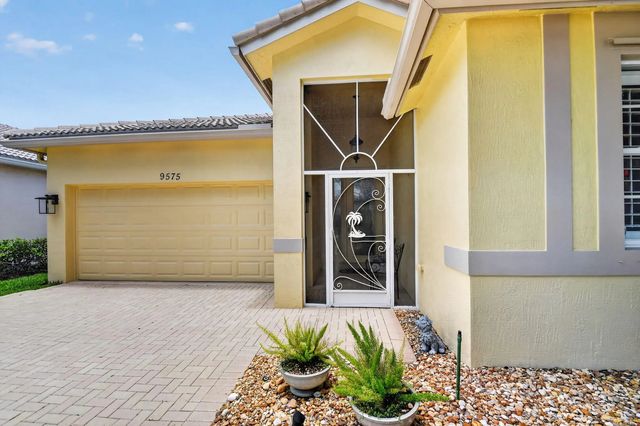 4 of 95 - 9575 Sandpiper Shores Way, West Palm Beach, FL