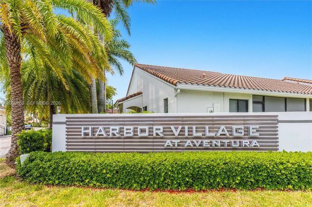5 of 48 - 21399 Marina Cove Circle #m-15, Aventura, FL