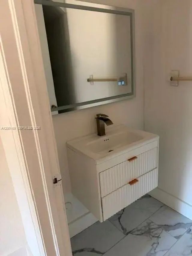 3 of 22 - 8892 Sw 229th Street, Cutler Bay, FL
