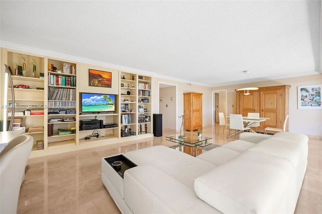 4 of 38 - 2901 S Bayshore Drive #6a, Coconut Grove, FL